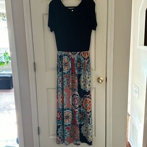 EUC cute knit dress with black top and multi-color bottom L